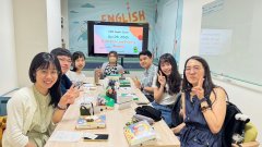 112-2_English_Corner-1.jpg