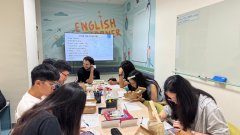 112-2_English_Corner-2.jpg