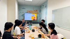112-2_English_Corner-6.jpg