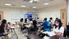 112-2_Listening_and_Reading_Intensive_English_Course-3.jpg