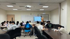 112-2_Listening_and_Reading_Intensive_English_Course-6.jpg