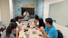 113-1English_Corner_5.jpg