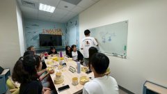 113-2_English_Corner-1.jpg