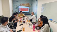 113-2_English_Corner-6.jpg
